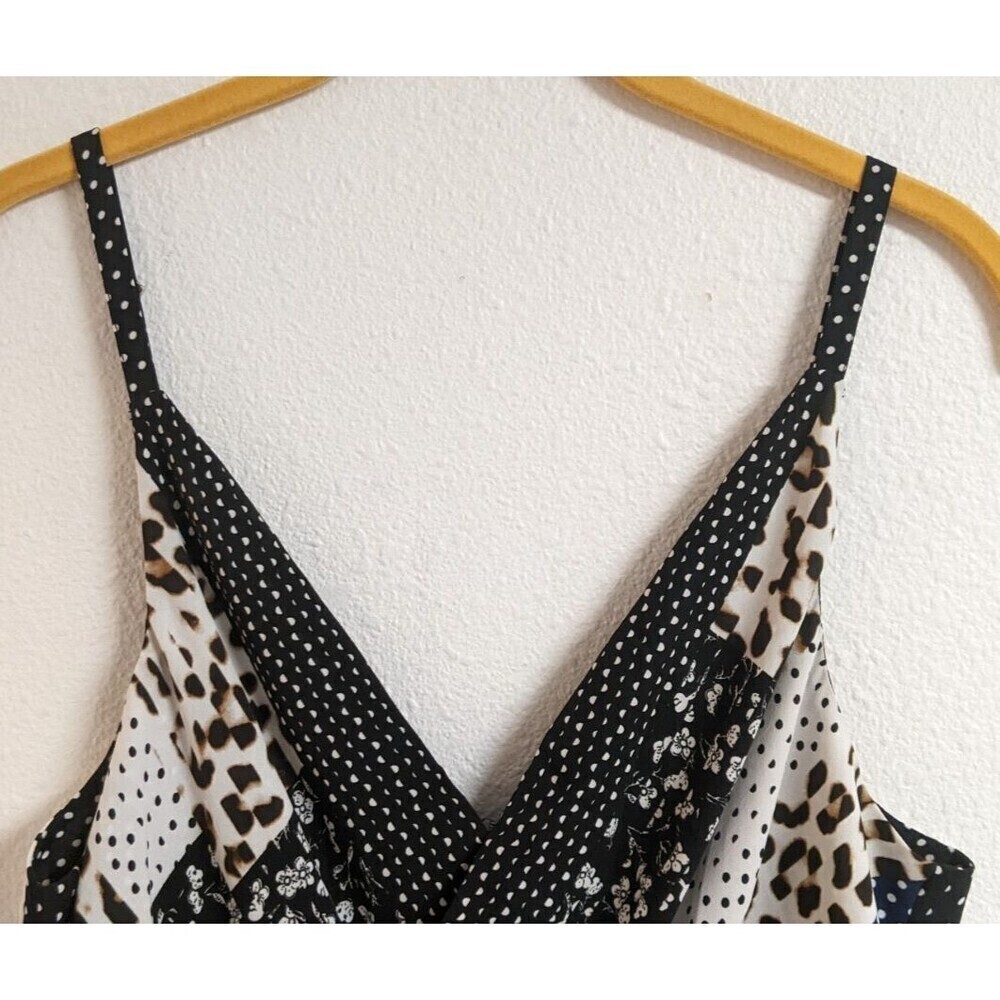 Wmn's Cabi #3787 Crossover Cami in Skin Stripe Animal Print Wrap Style Blouse 6 - Picture 3 of 11